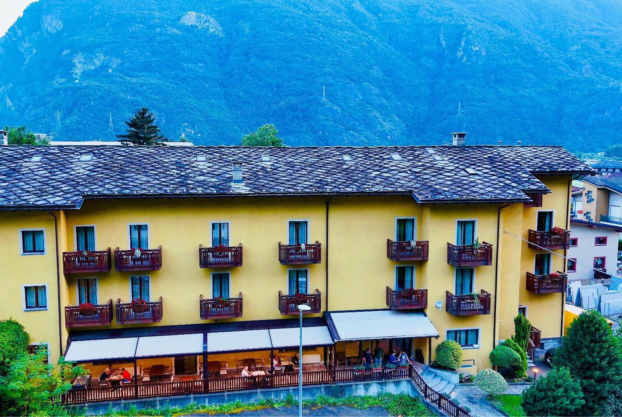 Crabun Hotel Pont-Saint-Martin Dış mekan fotoğraf